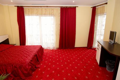 HOTEL NEW DERBY