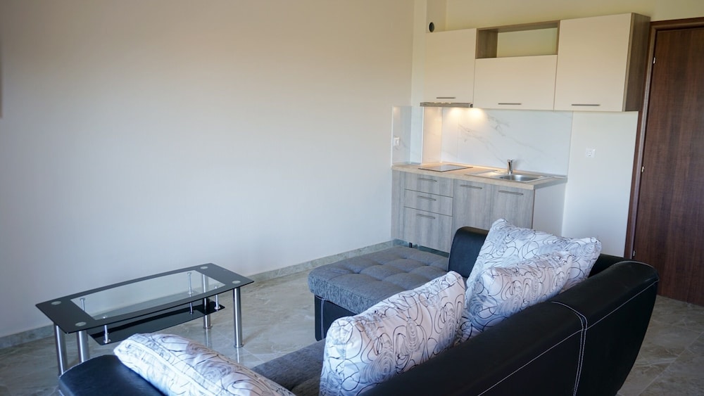 SINODINOS DELUXE APARTMENTS