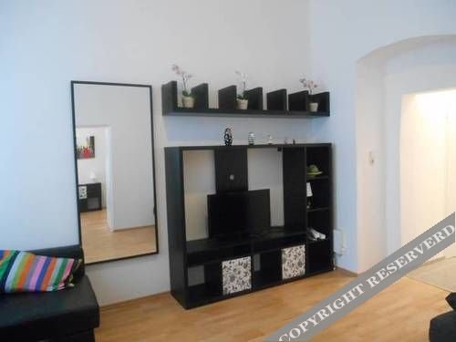 HOLIDAY APARTMENT VIENNA - MEIDLING