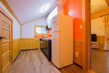 MUJU CHERISH PENSION