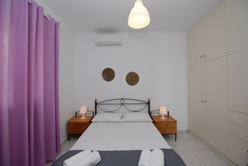 MYKONOS OVERVIEW STUDIOS