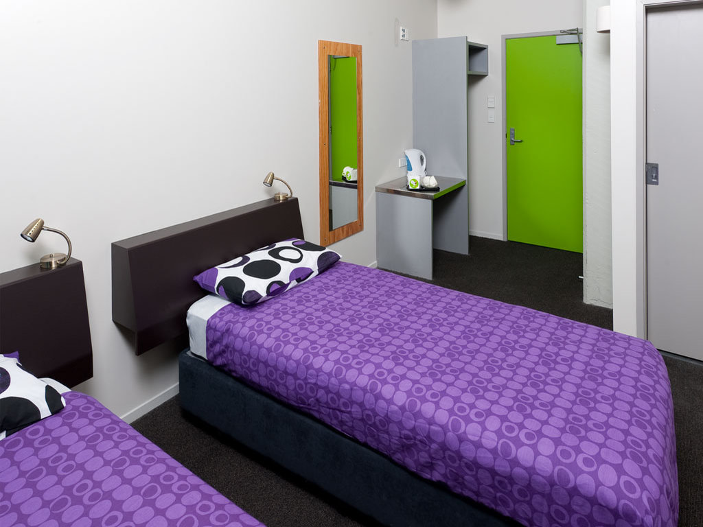 JUCY SNOOZE HOTEL