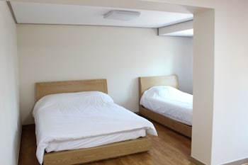 THE LUCETE HOTEL