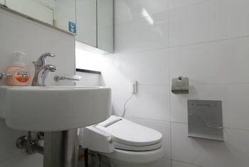 KANGS DUPLEX AT SEOUL STATION