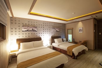 SAHARA HOTEL