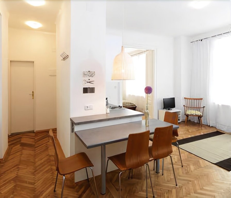 KAISER APARTMENTS