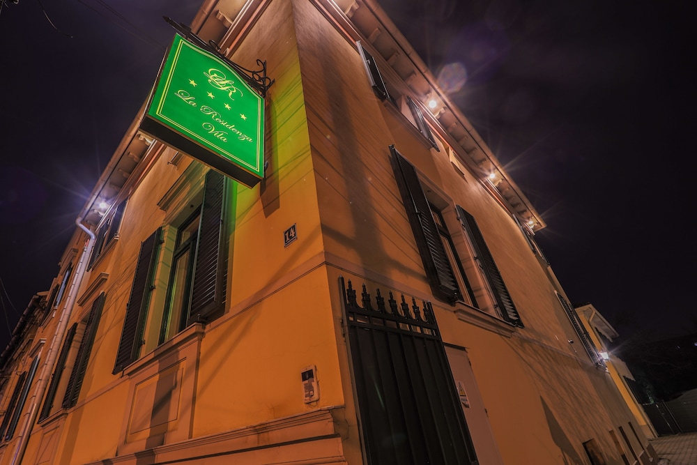 LA RESIDENZA