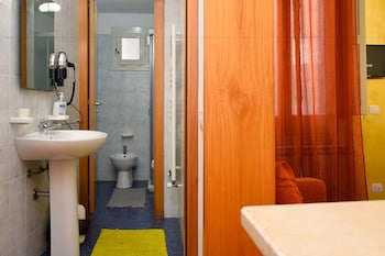 LA CORTE BED & BREAKFAST