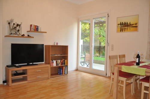 HAUPTBAHNHOF APARTMENT MINH NAN