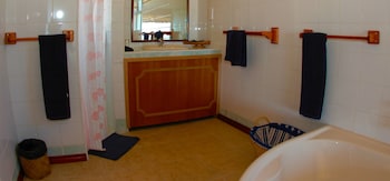 MOUROUK EBONY HOTEL
