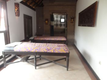 AGUNG TRISNA BUNGALOWS