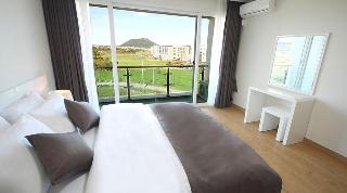 THE FOUR GRACES RESORT