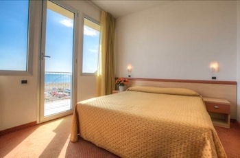 TILMAR HOTEL