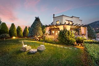VILLA GOLDEN CREST