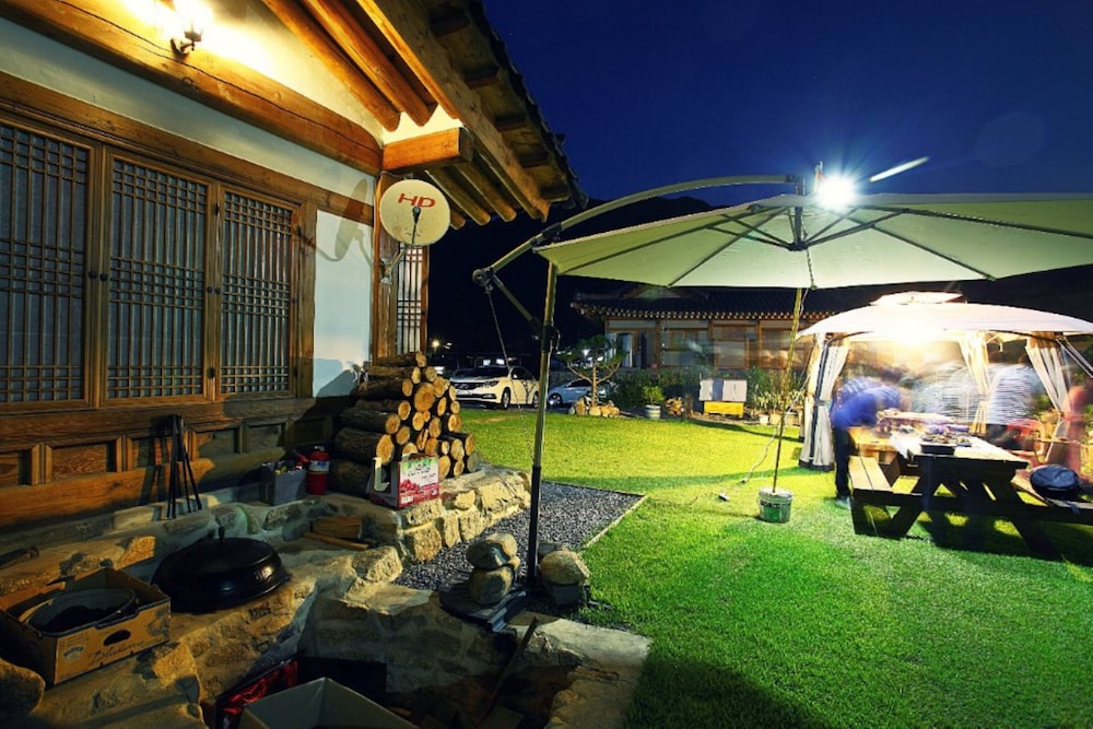 HARU HANOK PENSION