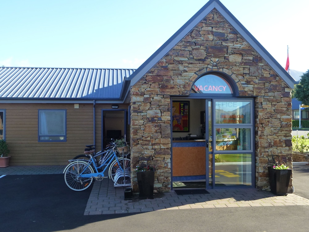 HANMER SPRINGS SCENIC VIEWS MOTEL