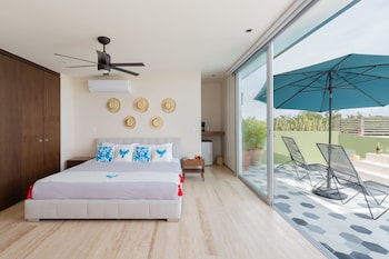 CASA SELVA 1BR JUNGLE ROOFTOP OASIS