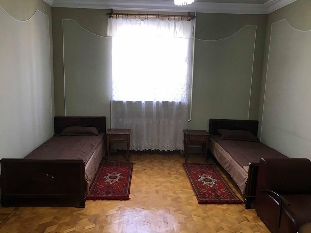 GOLDWAY HOSTEL