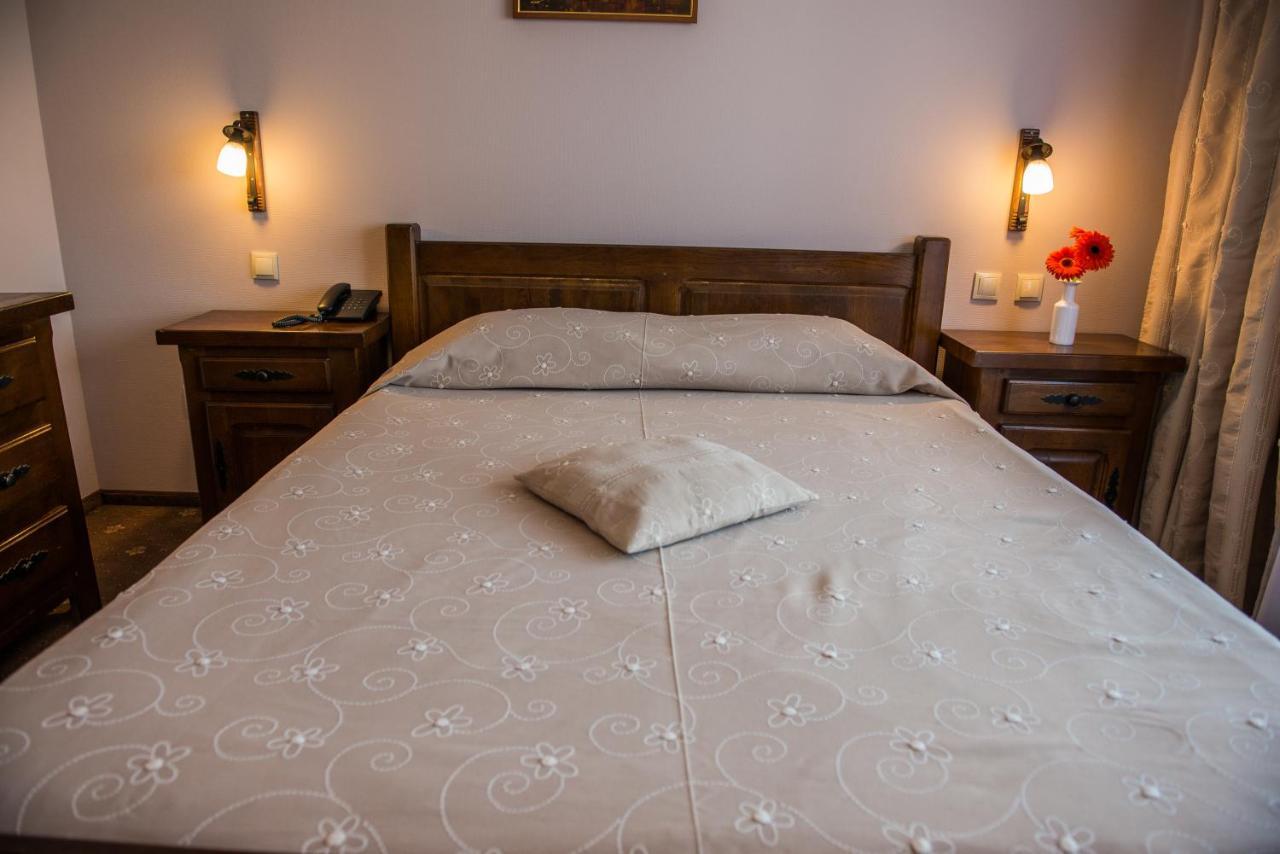 PENSIUNEA CASA LUX