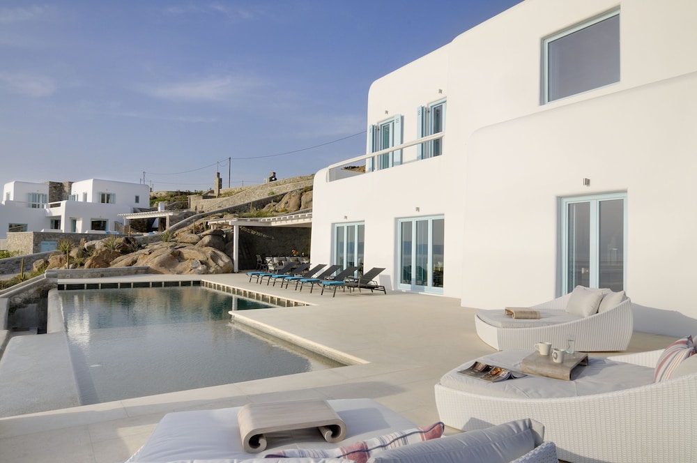 VILLA SUNBIRD