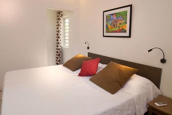GARDENS RETREAT