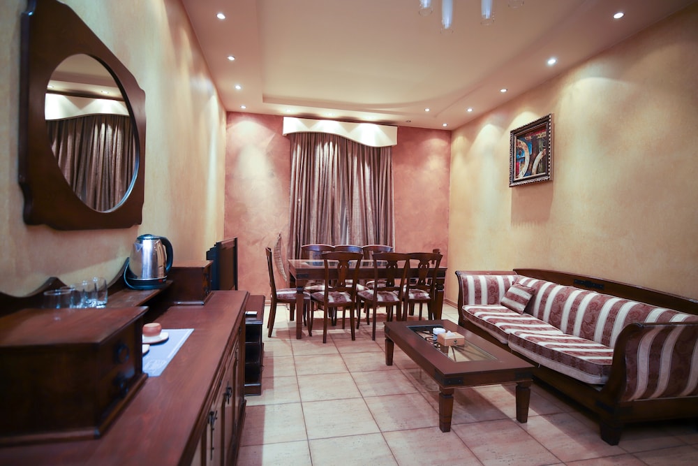 ARMENIAN VILLAGE PARK HOTEL