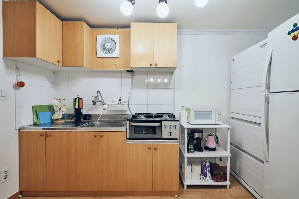 MYEONGDONG STATION 2MIN HOUSE