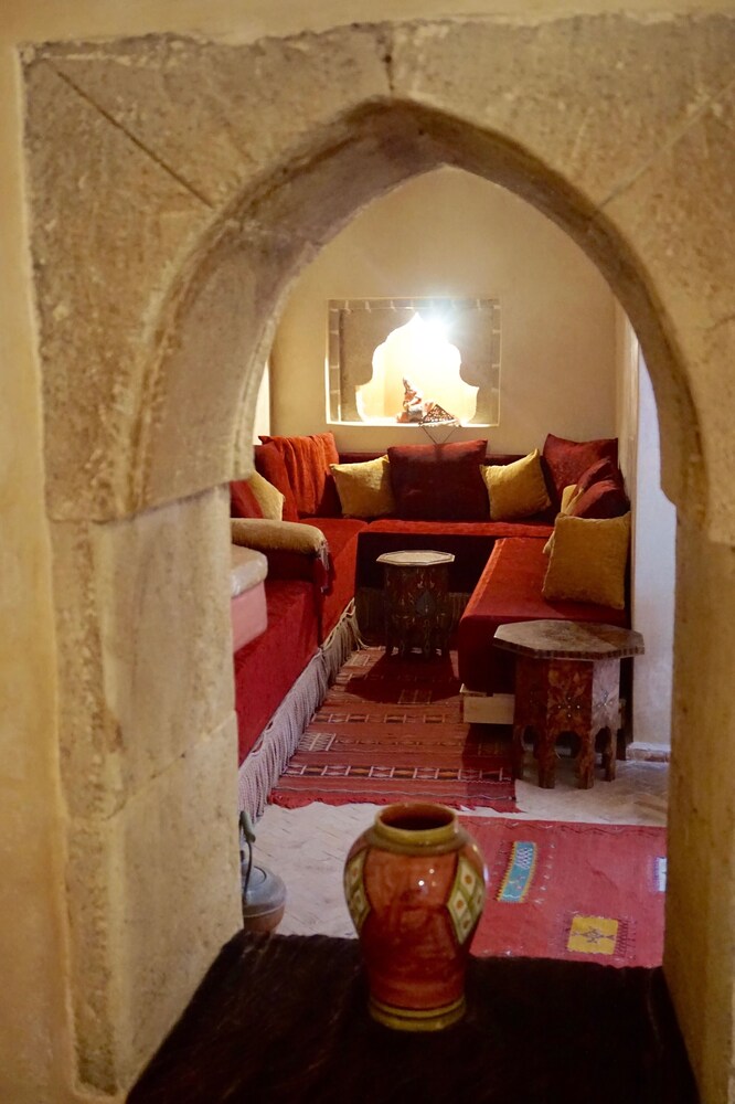 ROMANTIC 3-BED MEDINA HOUSE