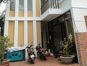 DAVI GUESTHOUSE