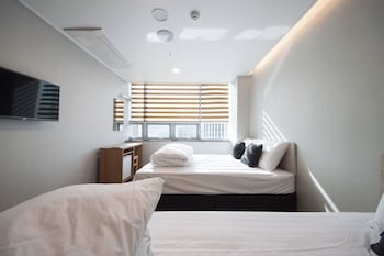 K-GUESTHOUSE DONGDAEMUN PREMIUM