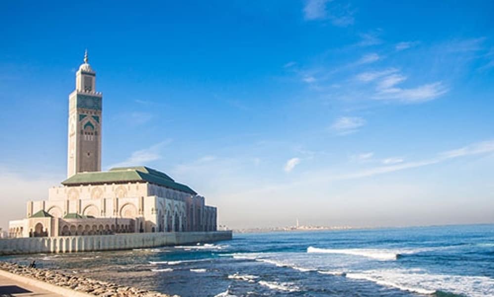 APARTMENT WITH 2 BEDROOMS IN CASABLANCA, WITH WONDERFUL LAKE VIEW AND