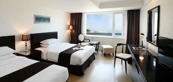 JEJU ORIENTAL HOTEL & CASINO