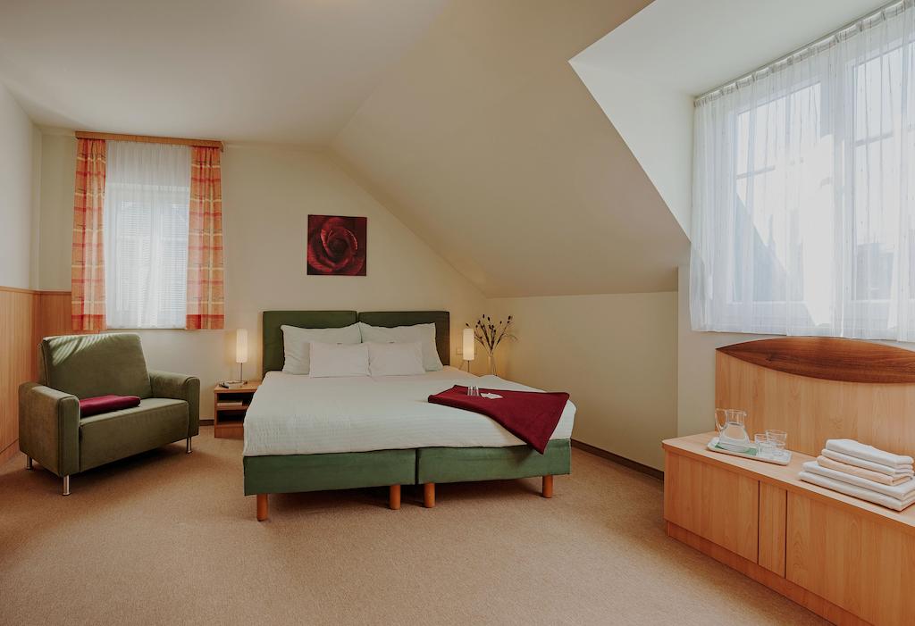 PENSION KASPER