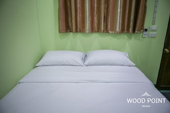 WOODPOINT T&B HOUSE