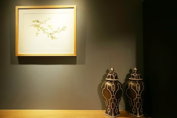 KOTEL YAJA SADANG ART GALLERY