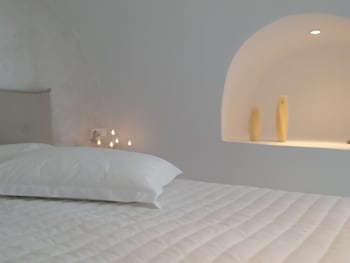 DREAM ISLAND HOTEL
