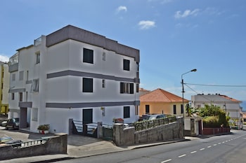TOP FLOOR WITH TERRACE IN FUNCHAL