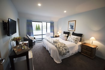 ST JAMES BED AND BREAKFAST