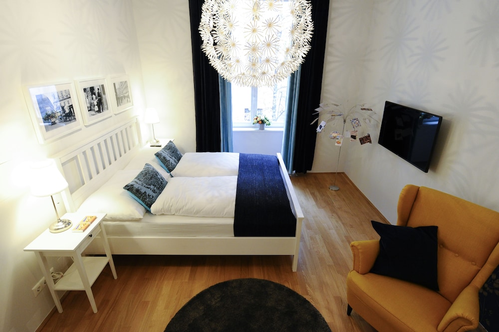 LEUHUSEN NUSS APARTMENTS