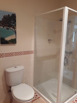 PRINCES WHARF GRACE APARTMENT