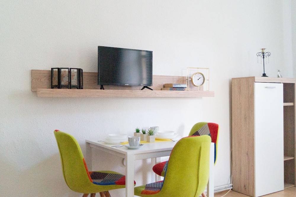 MODERN APARTMENT IN THE HEART OF VIENNA (6)