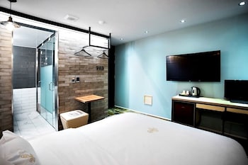 HOTEL GOOD DAY