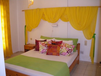 VILLA RITA APARTMENTS