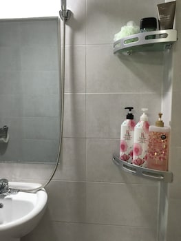 HAMORY GUESTHOUSE