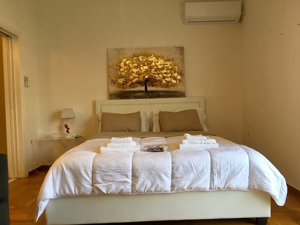 Top Sightseeing 3rd Floor Studio