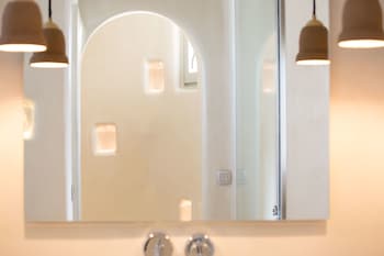 SENSES LUXURY HOUSES