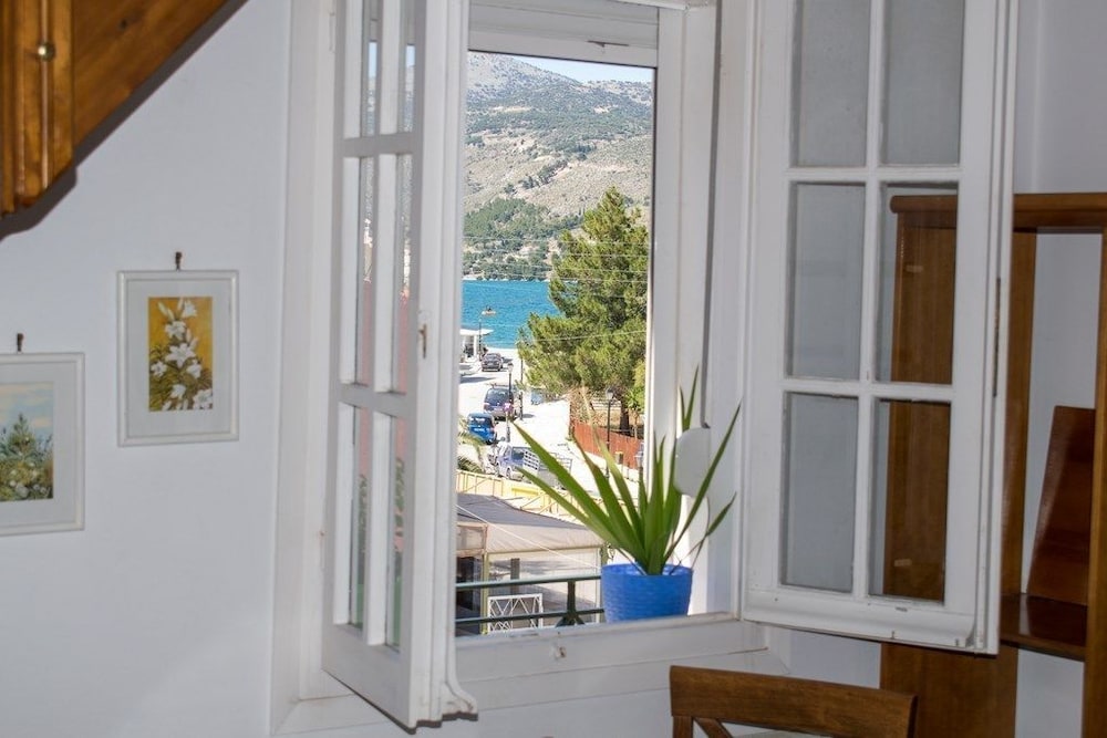 MARILIS STUDIOS