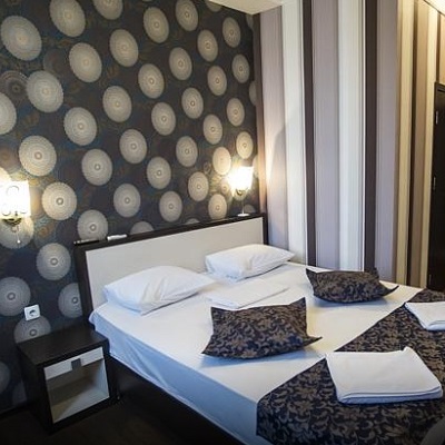 IRIS HOTEL
