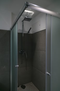 MONUMENTAL APARTMENT