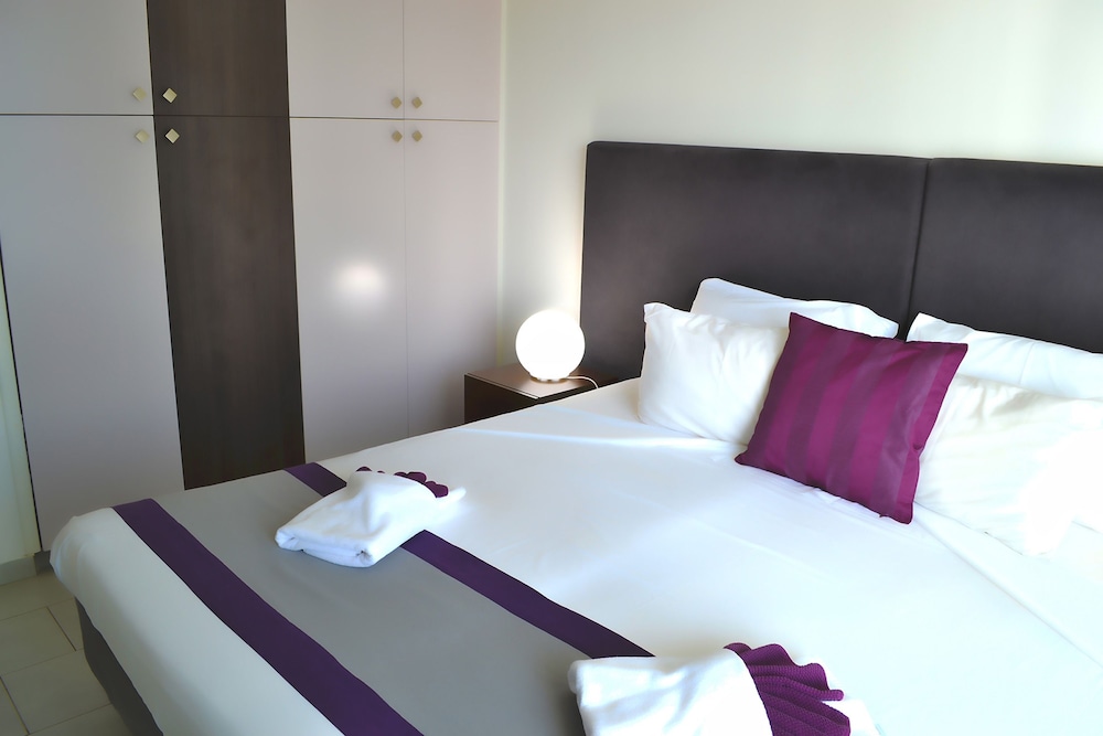 NAPIAN SUITES